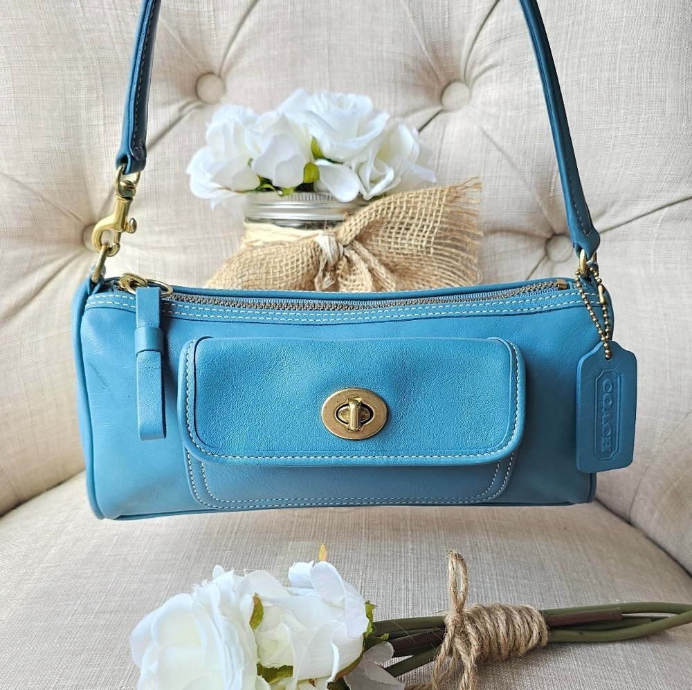 Vintage Coach Penelope Demi Shoulder Bag # 9712 ( Glacier / Pool Blue ) - Picture 1 of 16